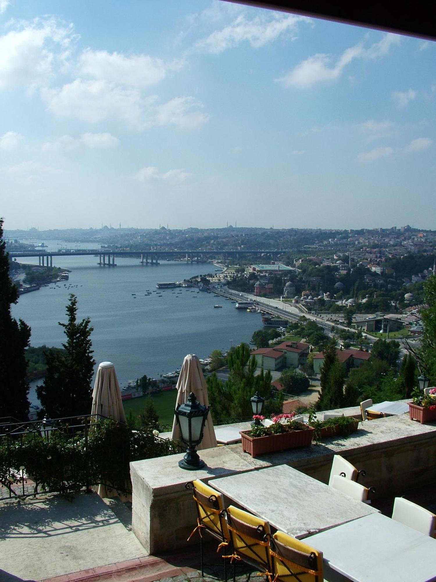 Turquhouse Hotel Стамбул Экстерьер фото